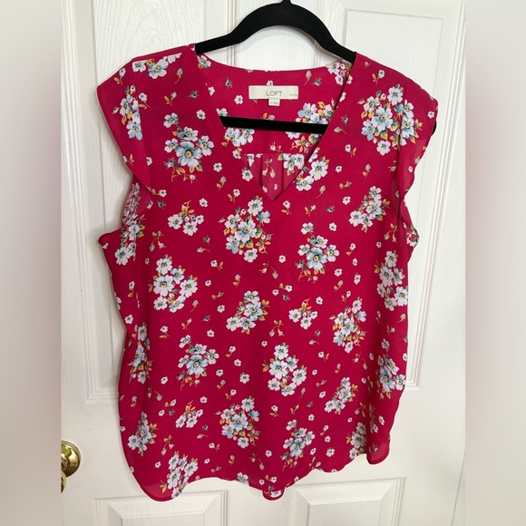 LOFT Large Petite Red Floral Flutter Sleeve Blouse – Vibrant & Feminine - Picture 1 of 7
